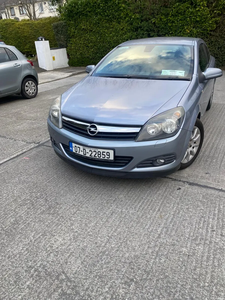 Opel Astra, 1.4 Design, 52K, NctD 02/27, 2007 - Image 4