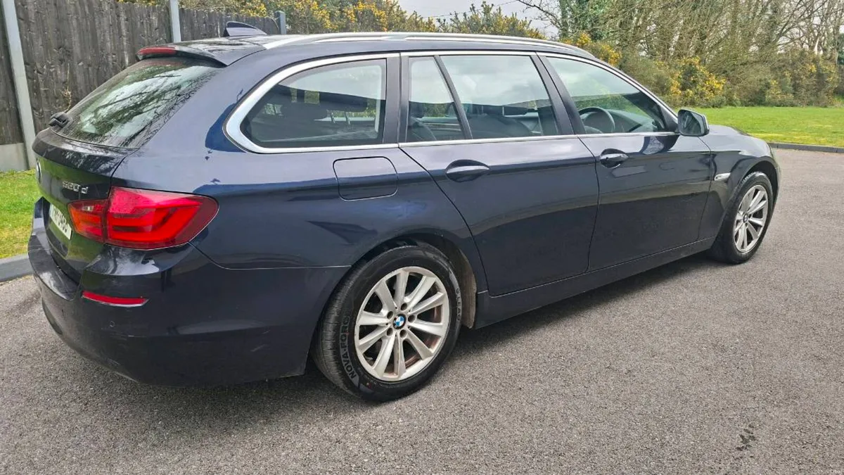 BMW 520i Estate - Image 4