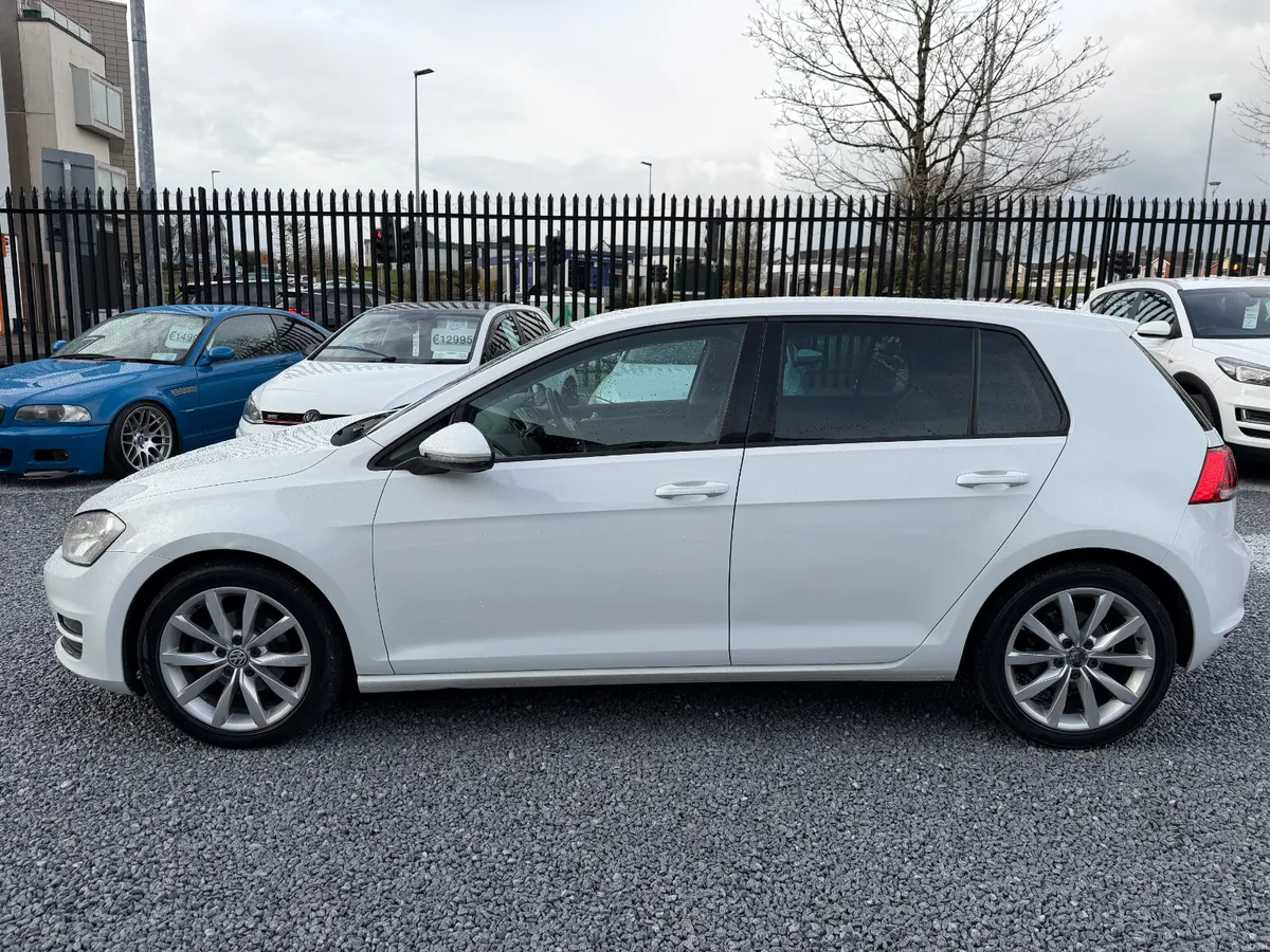 2014 (142) Volkswagen Golf 1.6 TDI Highline 110HP - Image 4
