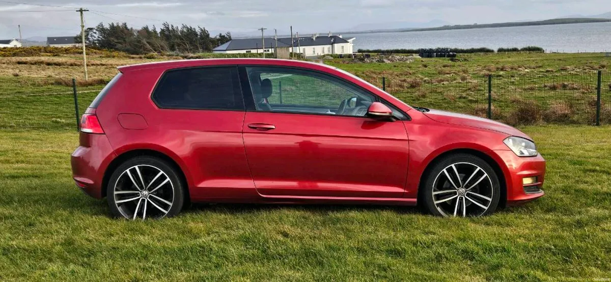 2015 Volkswagen Golf - Image 3
