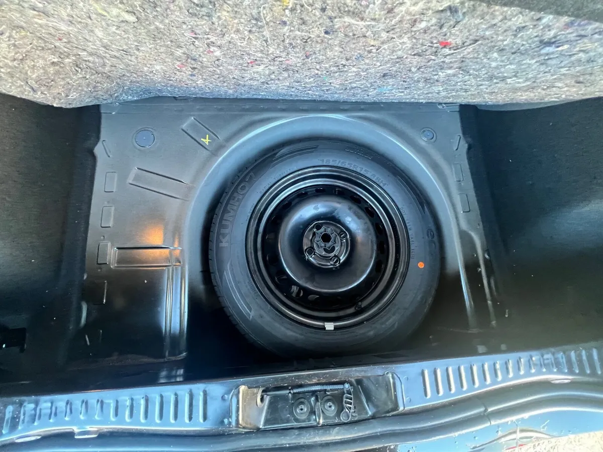 Dacia Sandero 2014 - Image 4