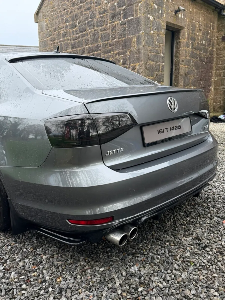 Volkswagen Jetta - Image 4