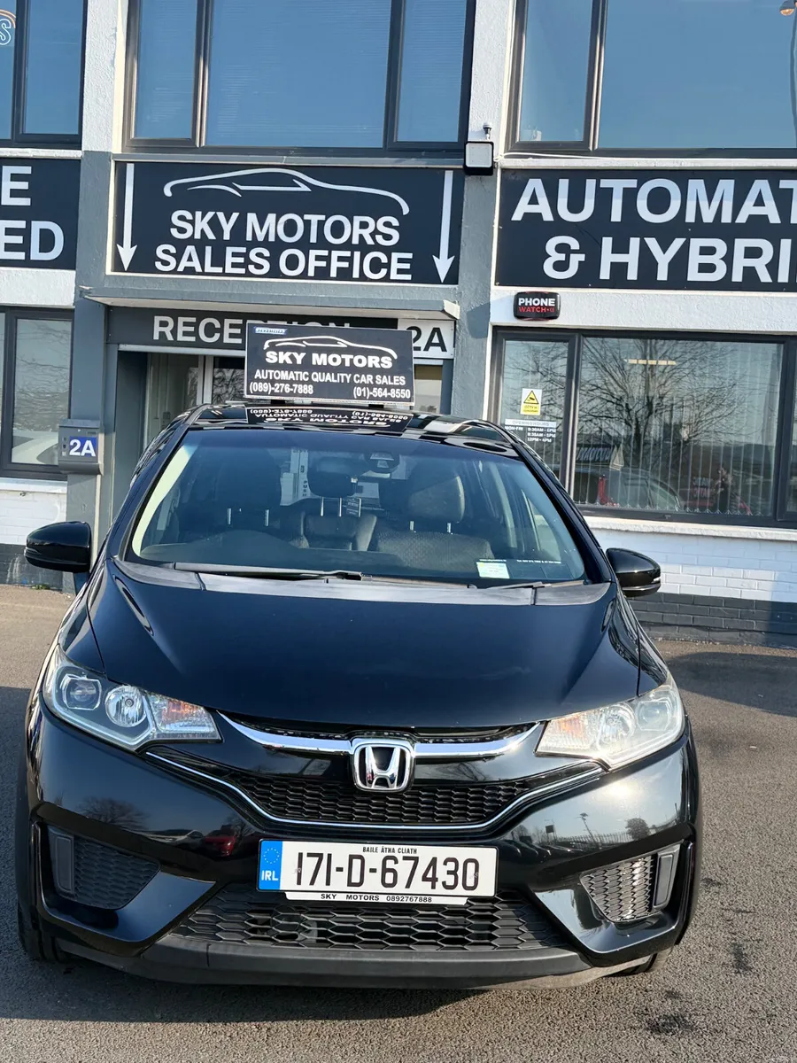 2017 Honda Fit 1.5 Hybrid Automatic, Top Specs - Image 2