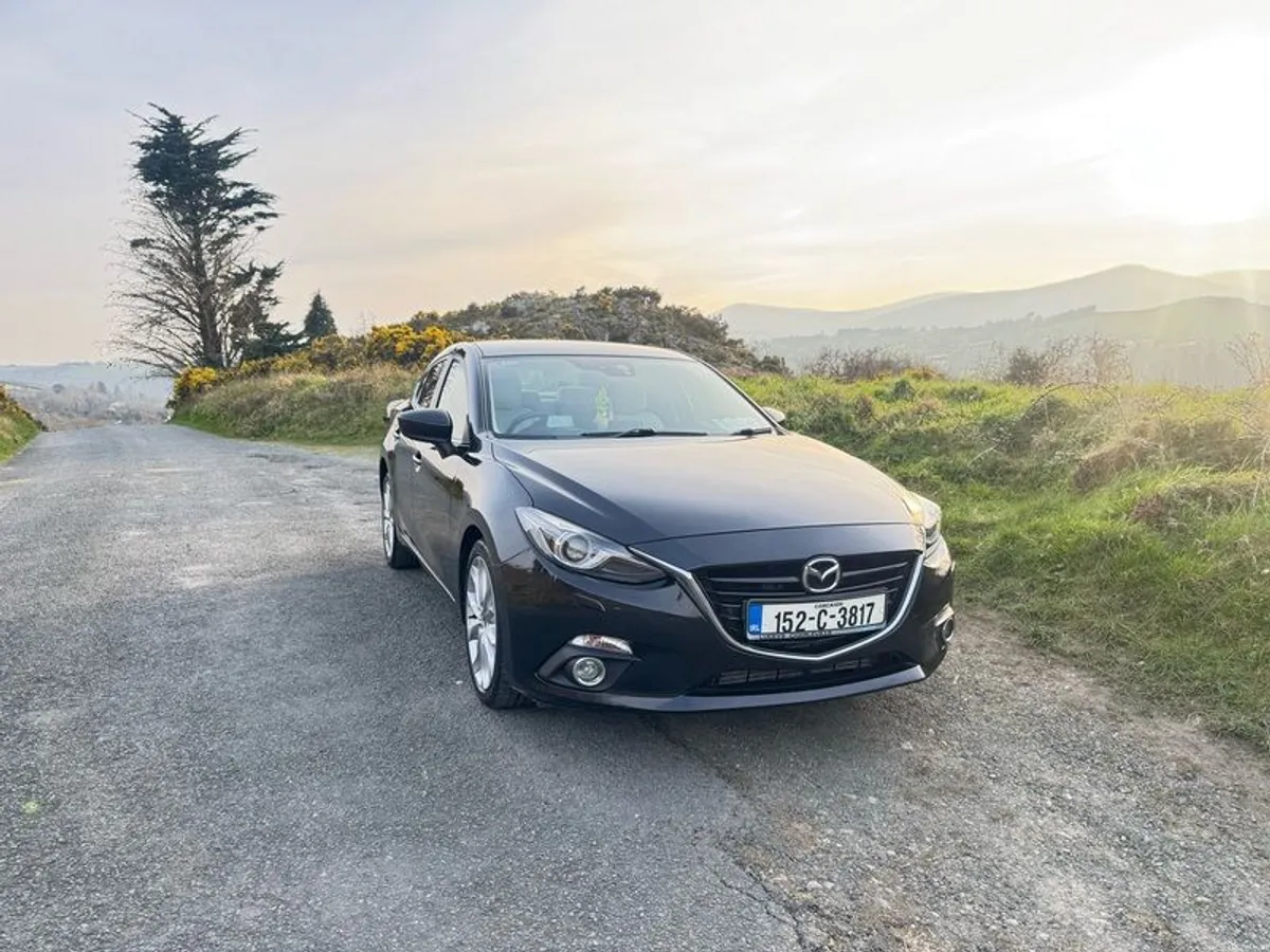 2015 Mazda Mazda3 - Image 3