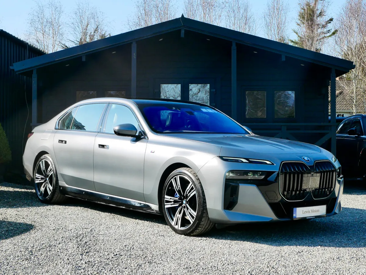 2025 BMW i7 M Sport Pro X-Drive 60 - Image 1