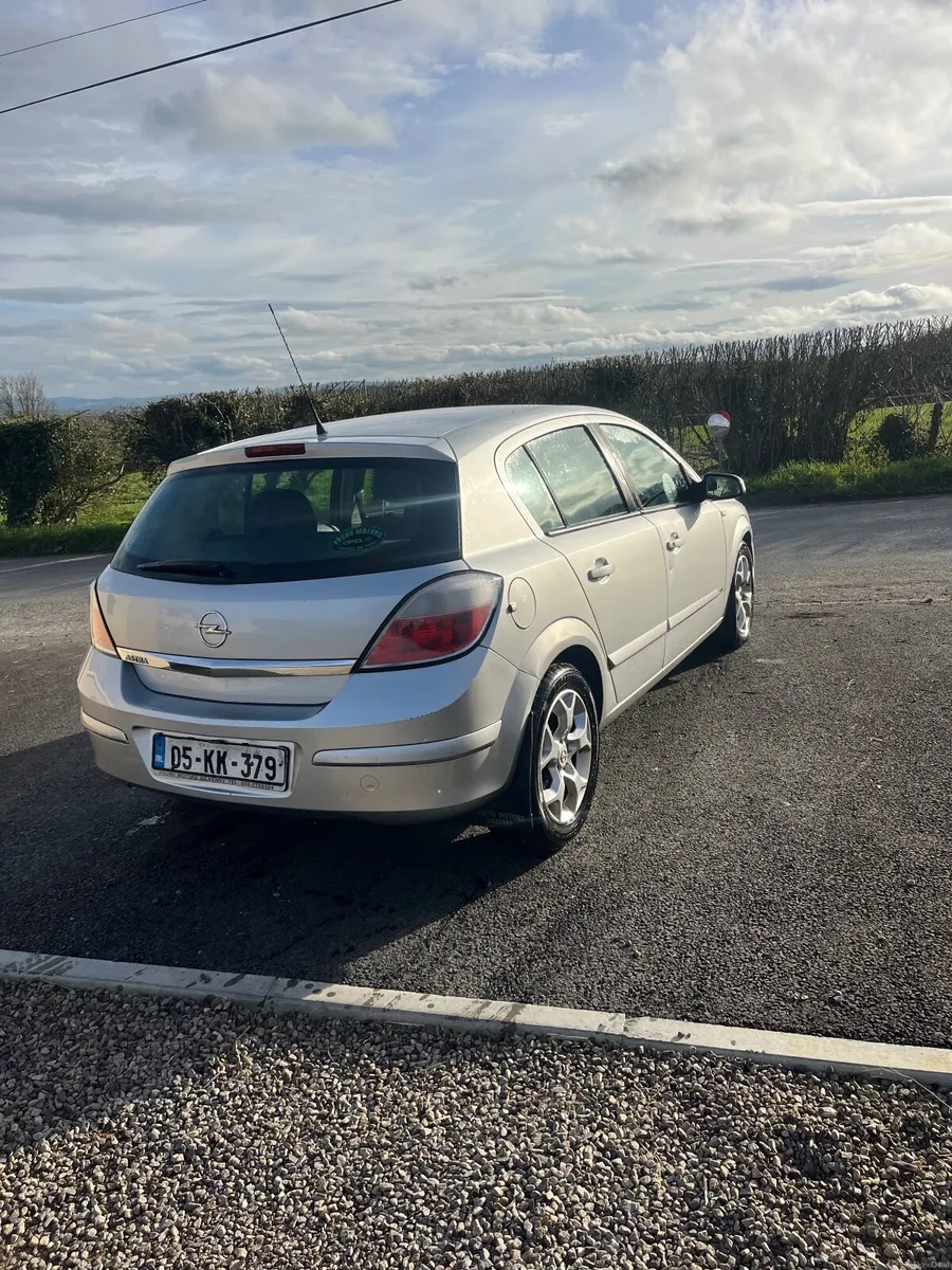 Opel Astra (low milage + full year Nct) - Image 3