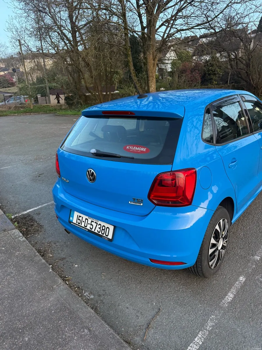 Automatic Blue Volkswagen Polo- 2015 - Image 4