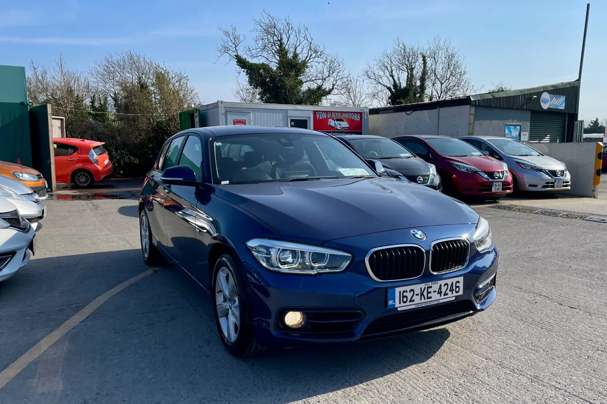 BMW 1-SERIES 2016 / SPORT LINE / - Image 1