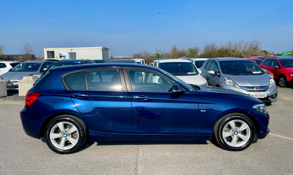 BMW 1-SERIES 2016 / SPORT LINE / - Image 4