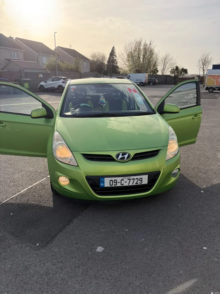 Hyundai i20 2009 - Image 3