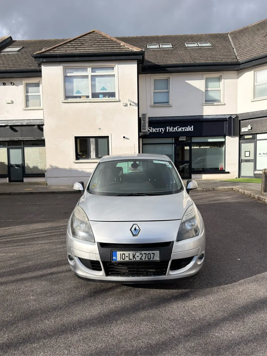 Renault Scenic automatic - Image 2