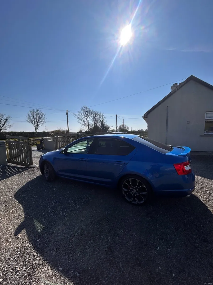 Skoda Octavia vRS 2.0 TDI - Image 4