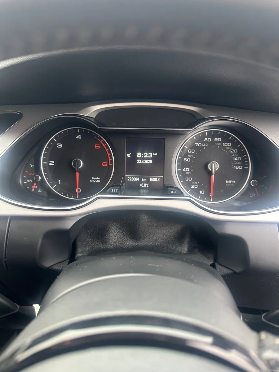 Audi A4 2.0L S-Line 2015 - Image 4