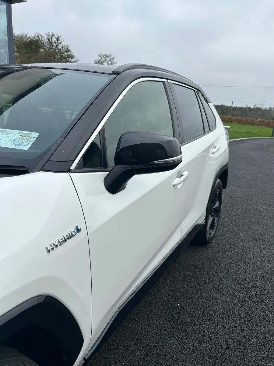 Toyota RAV4 2019 - Image 2