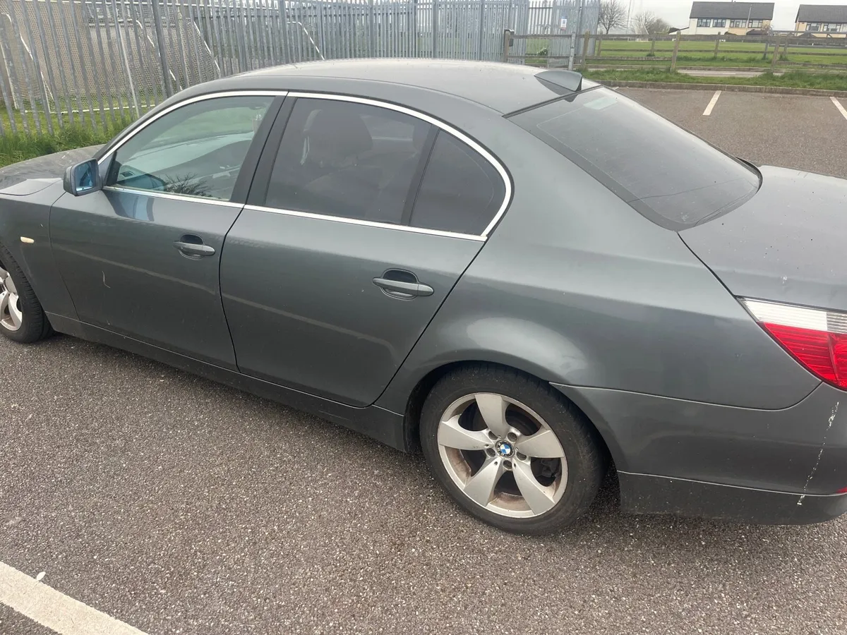 BMW 5-Series 2007 - Image 3