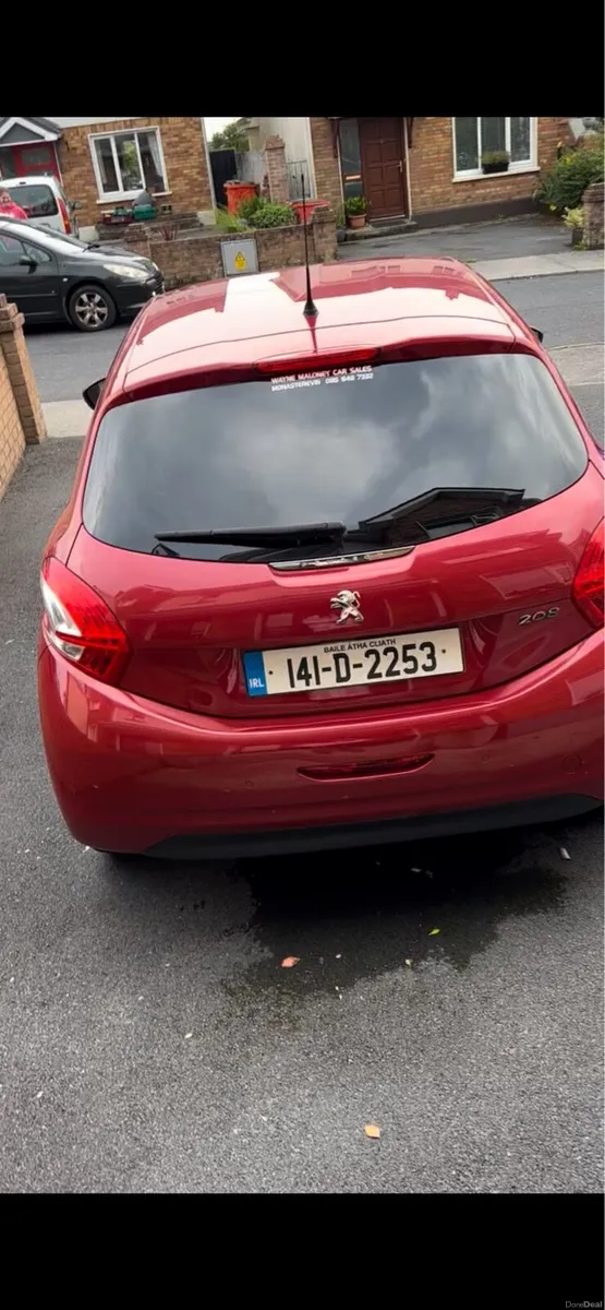 Peugeot 208 2014 - Image 4