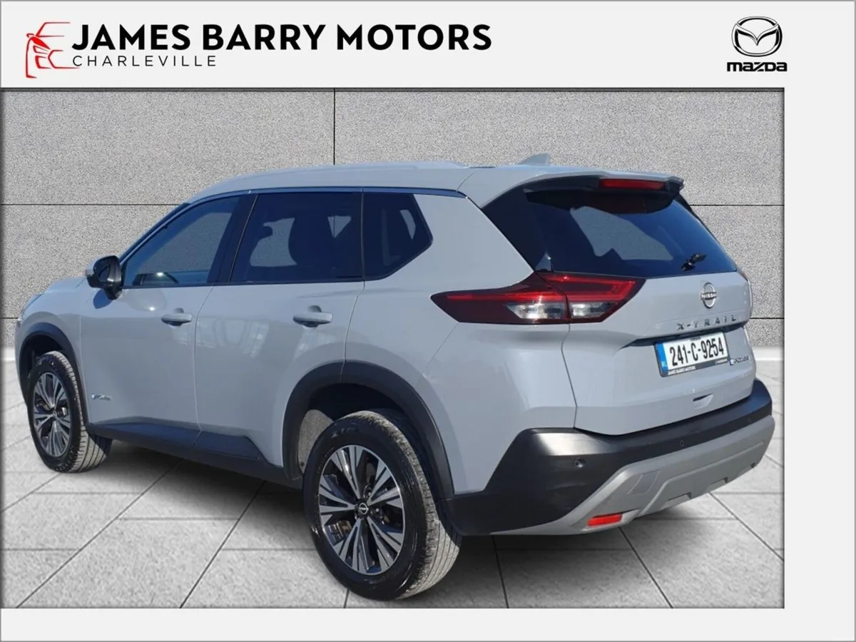 Nissan X-Trail ePOWER X-TRAIL SV PREMIUM 5 Seater - Image 4