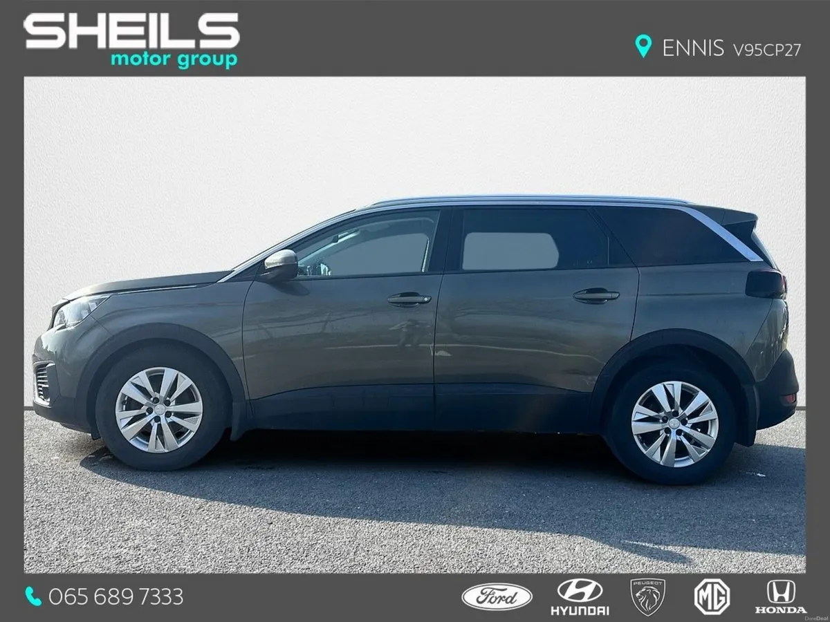 Peugeot 5008 Active 1.5 Diesel 130BHP *7 Seats* - Image 6