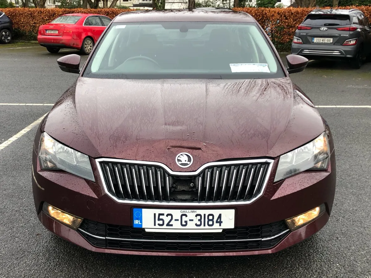Skoda Superb 2015 1.6TDI, LIGHT DAMAGE,PRICE DROP - Image 4
