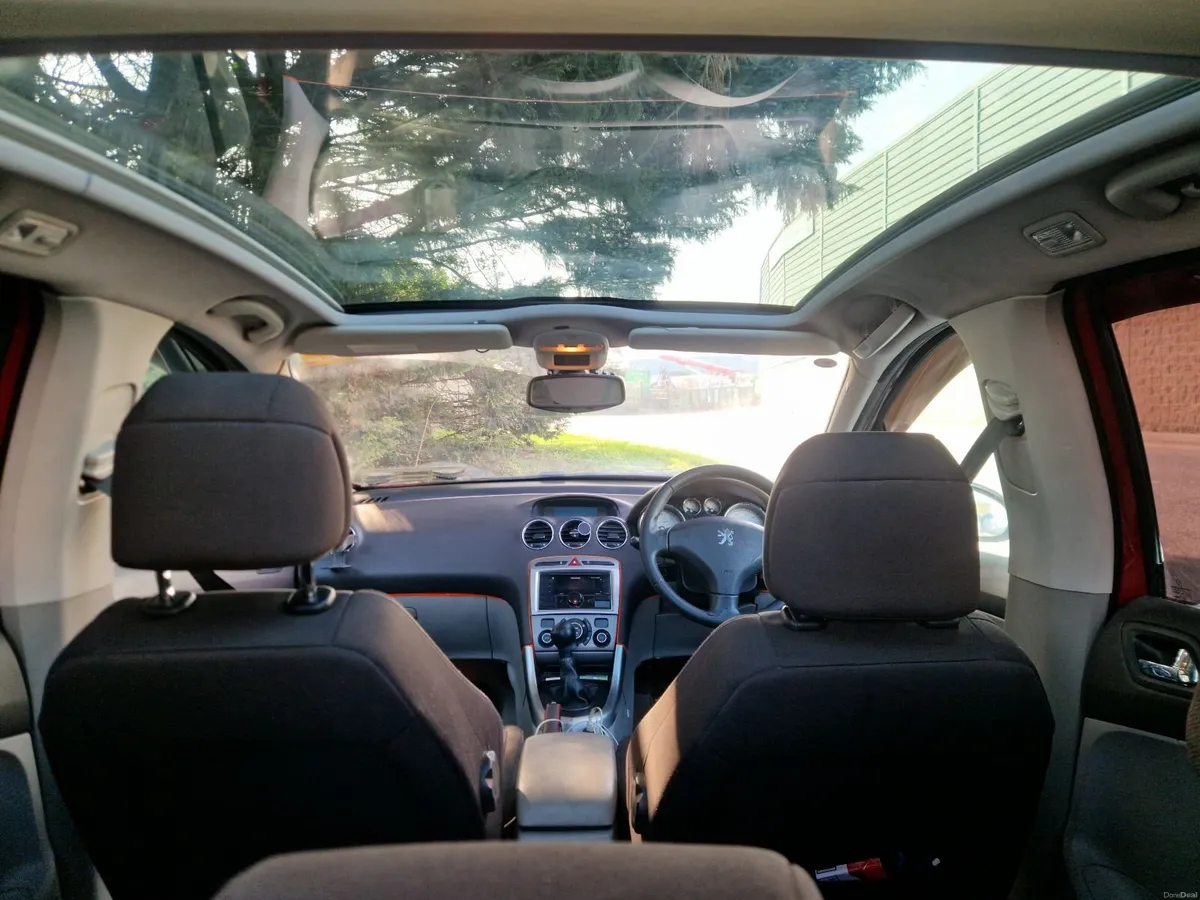 Peugeot 308 2008 - Image 2