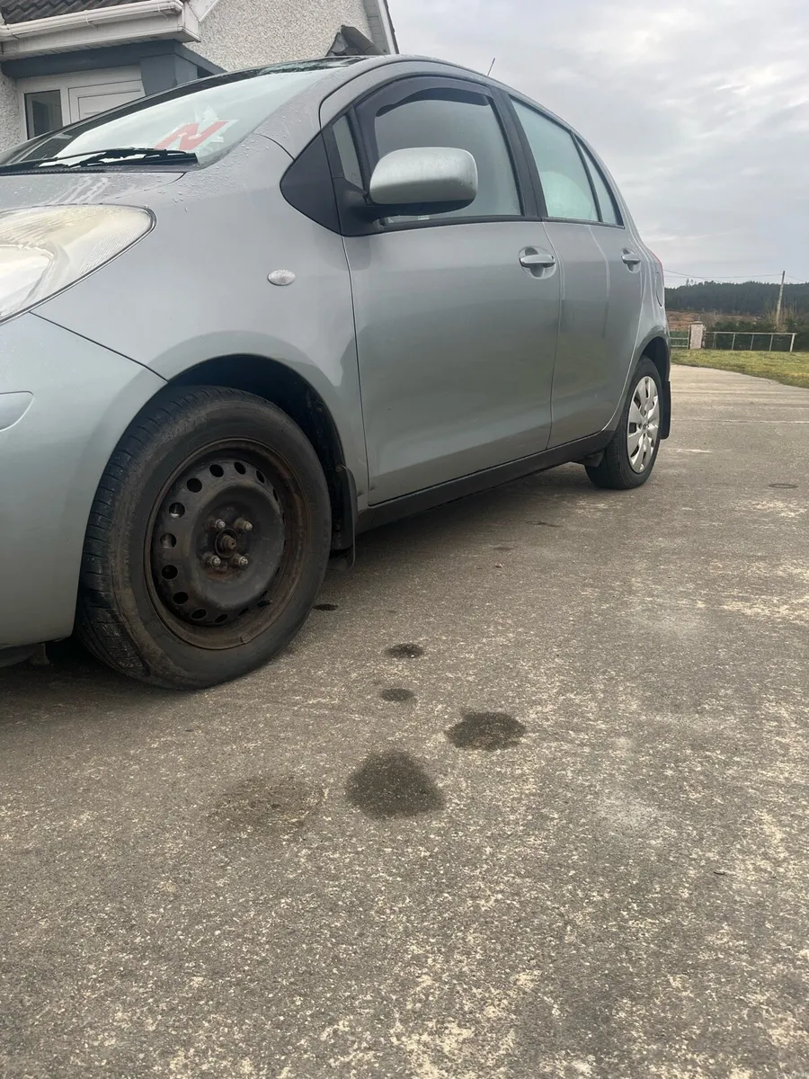Toyota Yaris - Image 2
