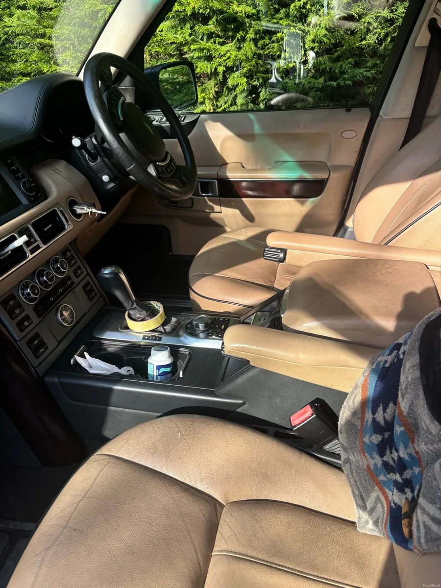 Range Rover Vigue - Image 3