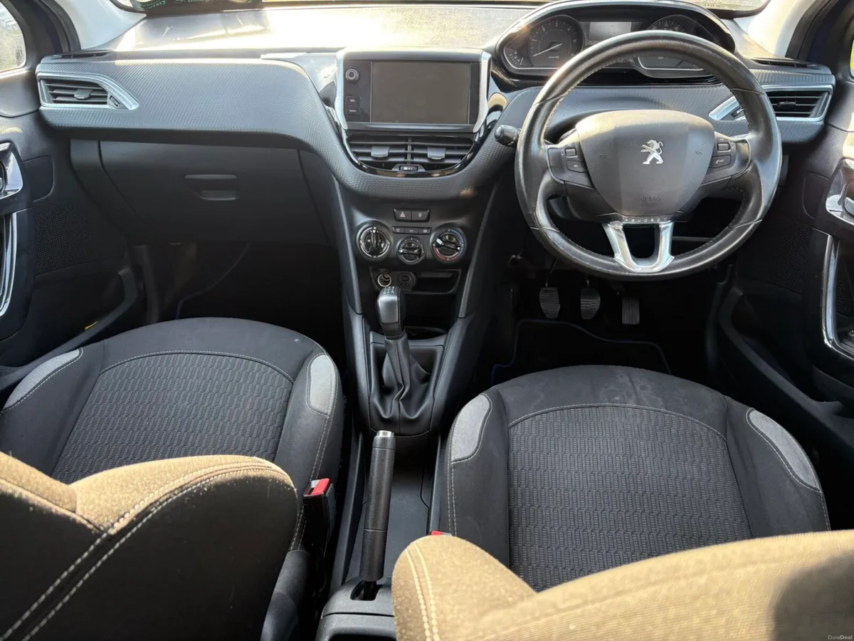2016 Peugeot 208 1.6HDI - Image 3