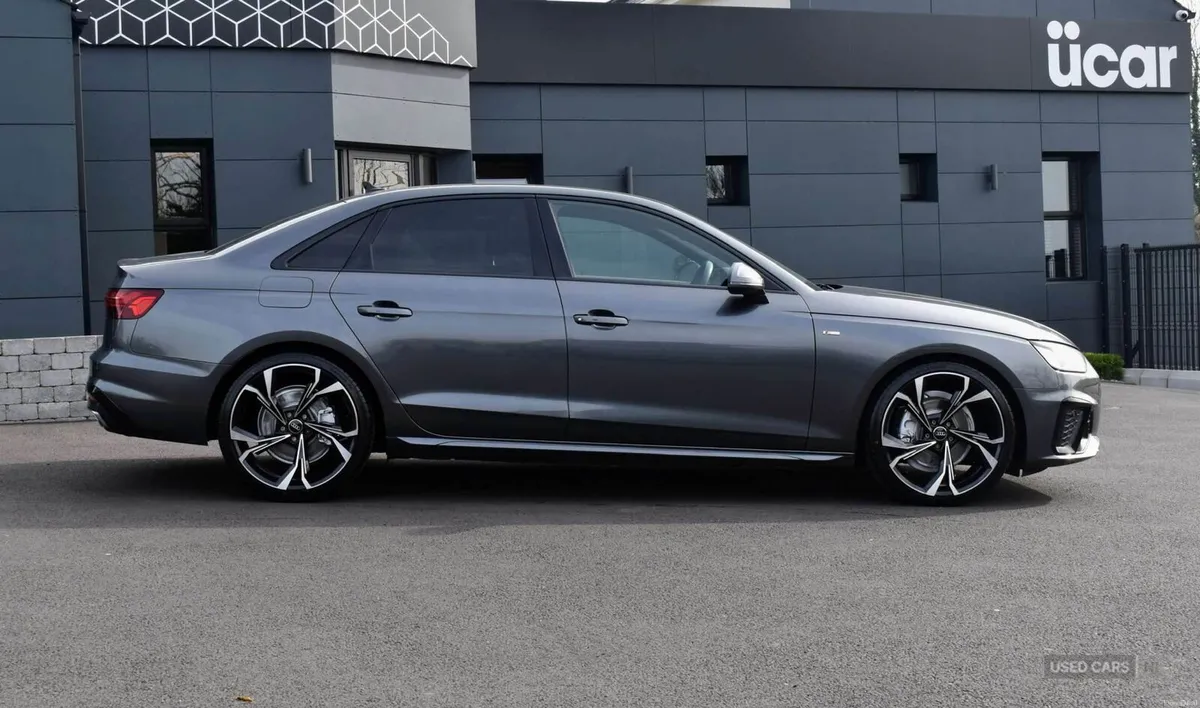 Audi A4 2.0 A4 S Line 35 TDI MHEV Semi-Auto 4dr - Image 4