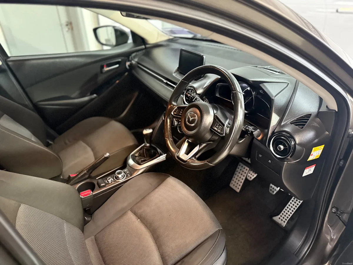 Mazda Demio 2017. 1.5d. DIESEL - Image 3