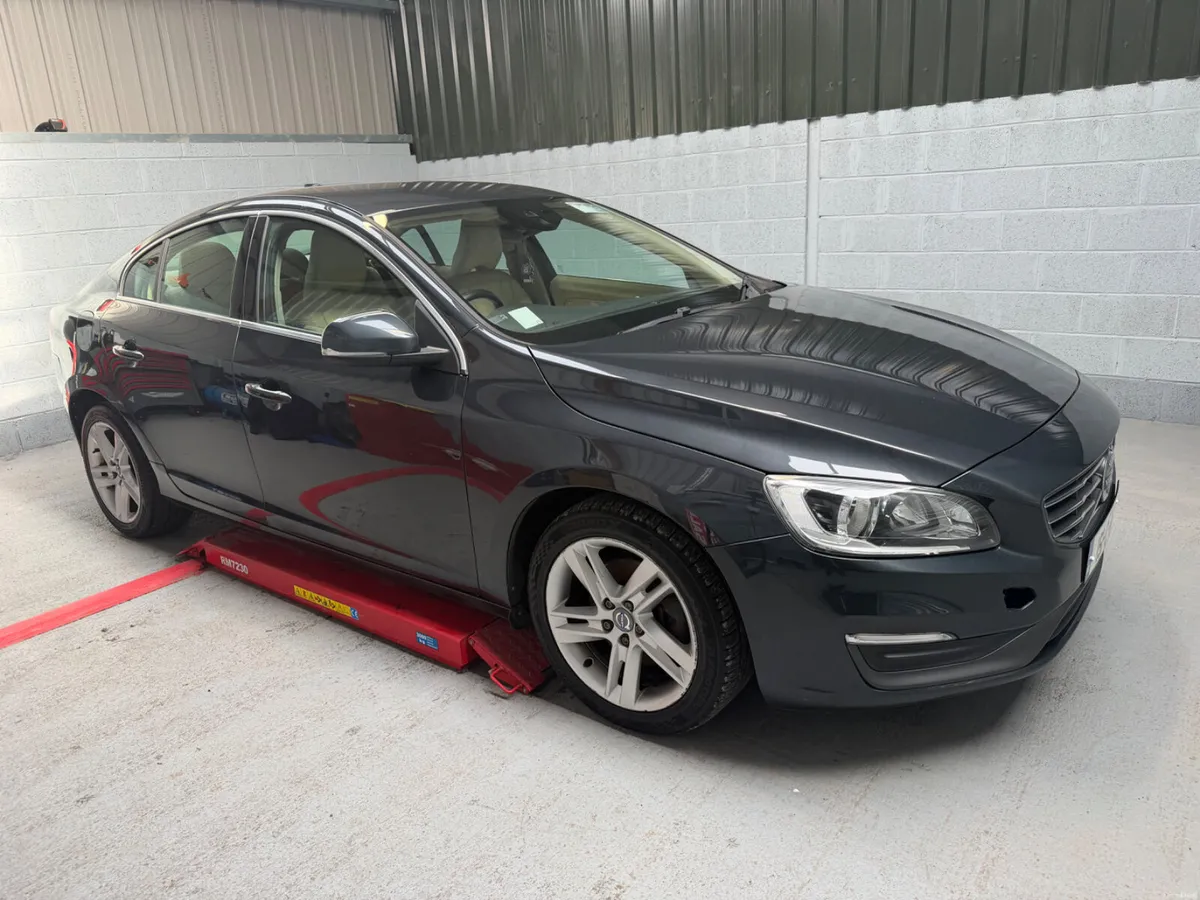 2015 VOLVO S60       NEW NCT ! - Image 2