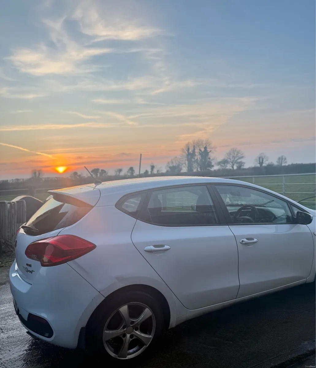 Kia Ceed - Image 2