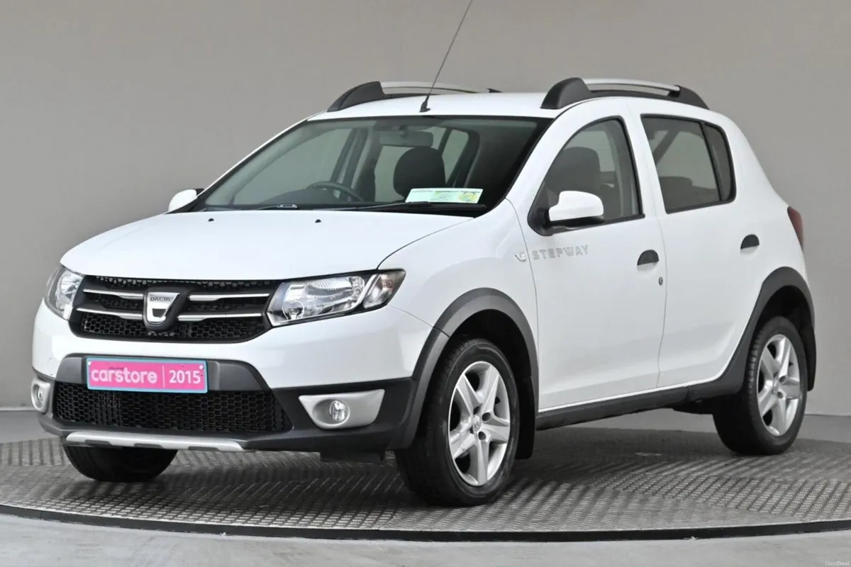 Dacia Sandero Stepway 1.5 DC SIGNATURE 5SPD **REAR - Image 3