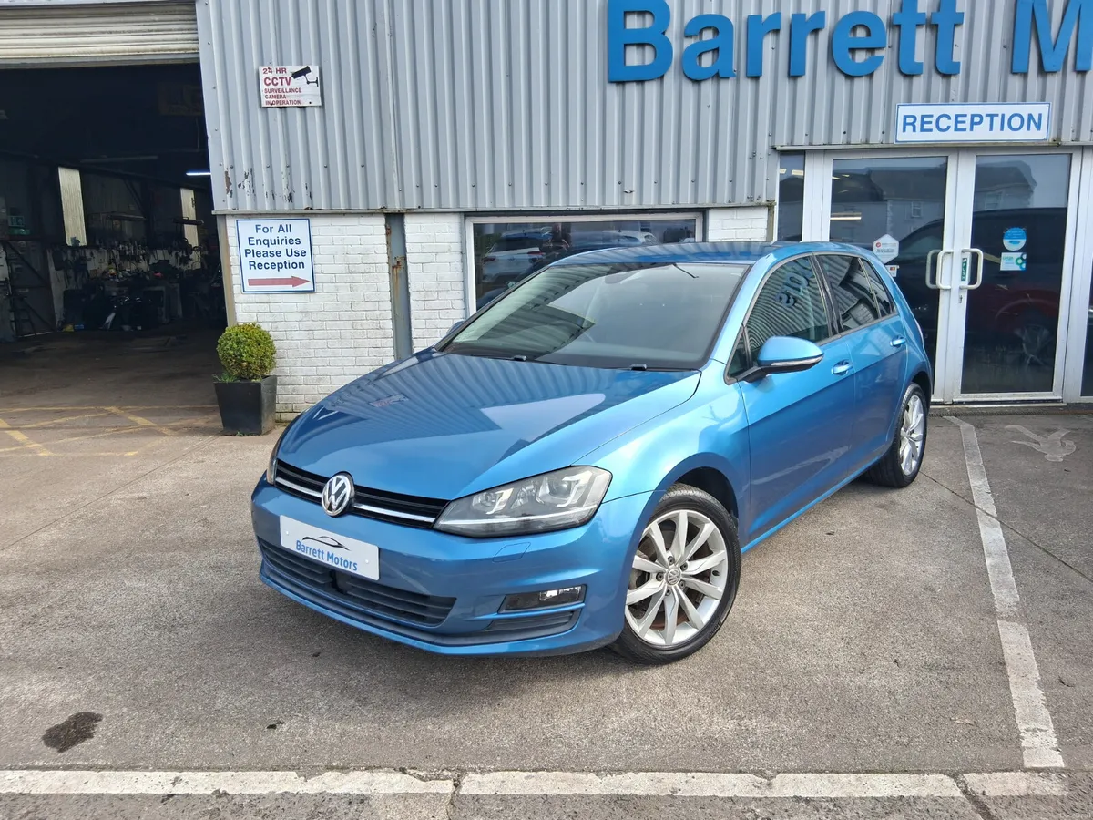 2017 Volkswagen Golf 1.2 TSI Highline - Image 1
