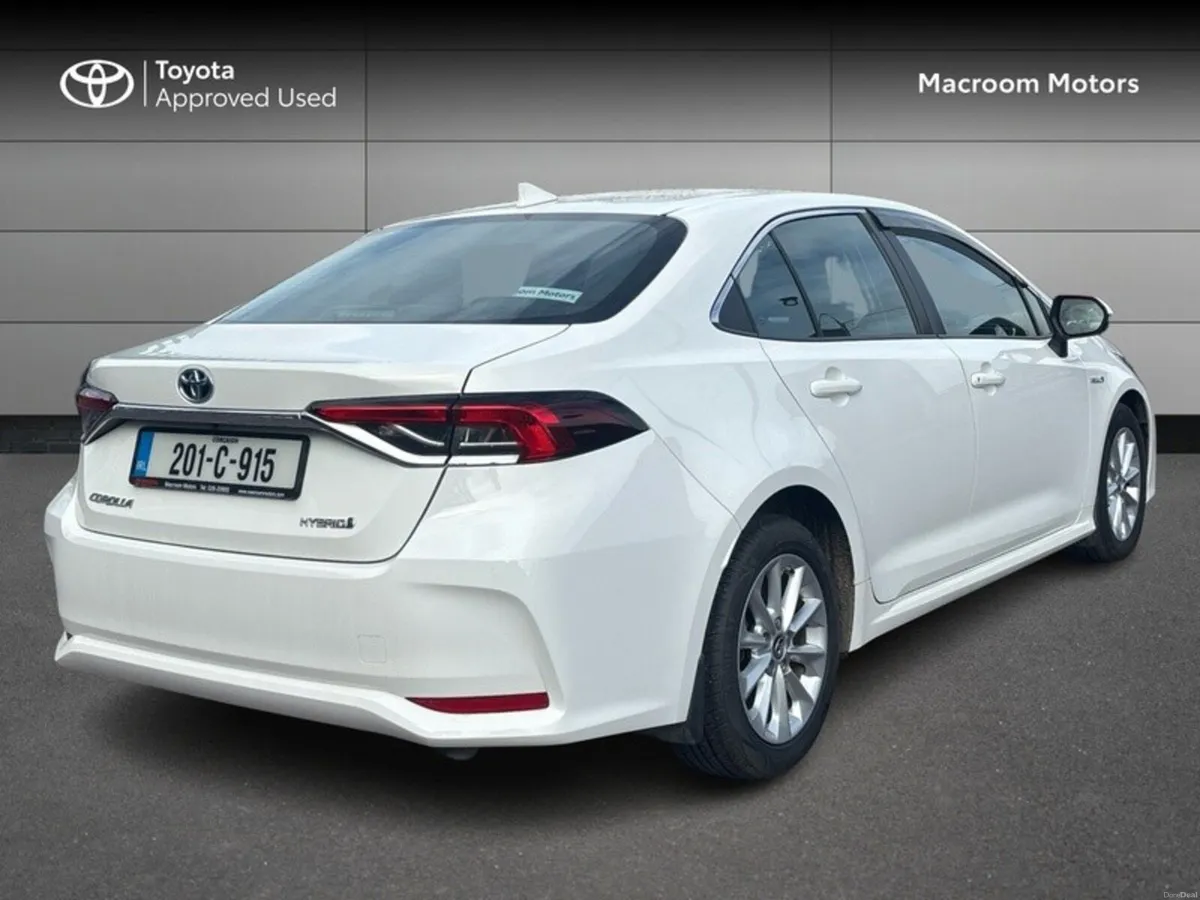 Toyota Corolla COROLLA HYBRID LUNA SAL - Image 2