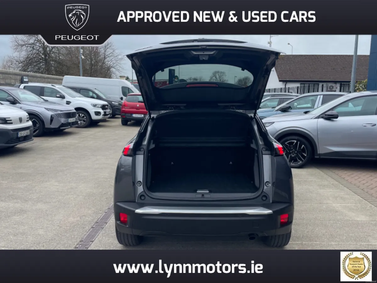 Peugeot 2008 ALLURE 1.2 100 4DR - Image 4