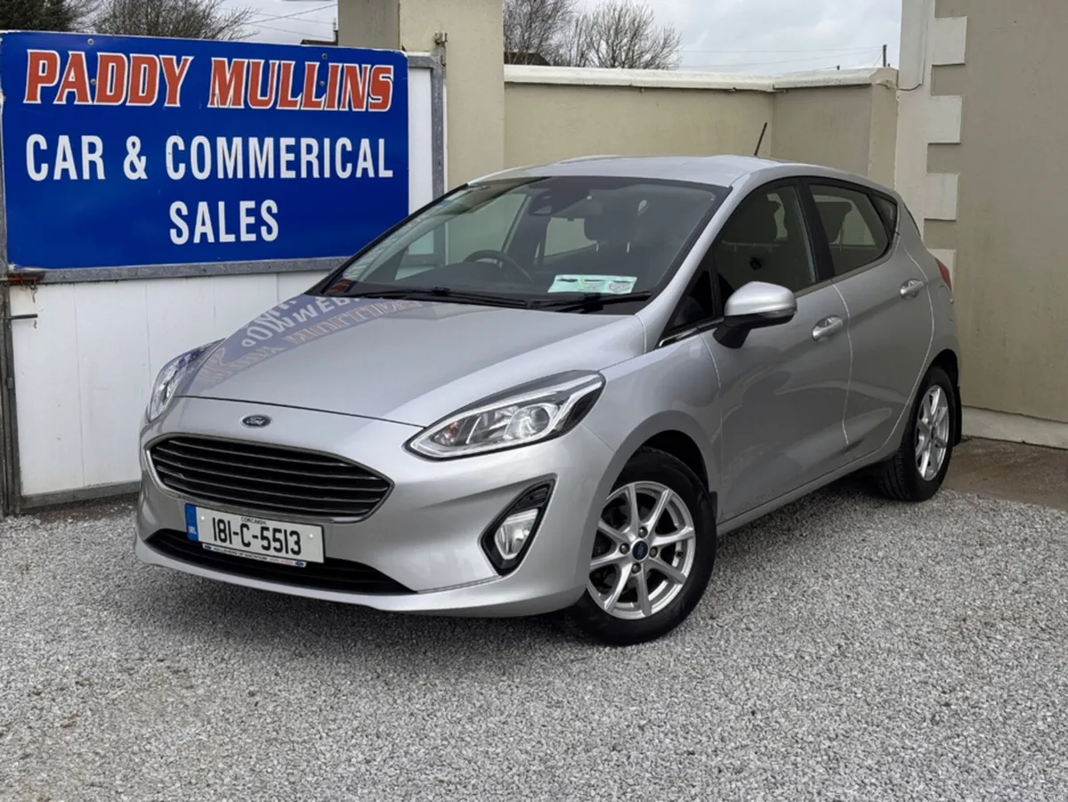 Ford Fiesta TITANIUM 1.5 TDCI 85PS 6 6SPEED 4 - Image 2