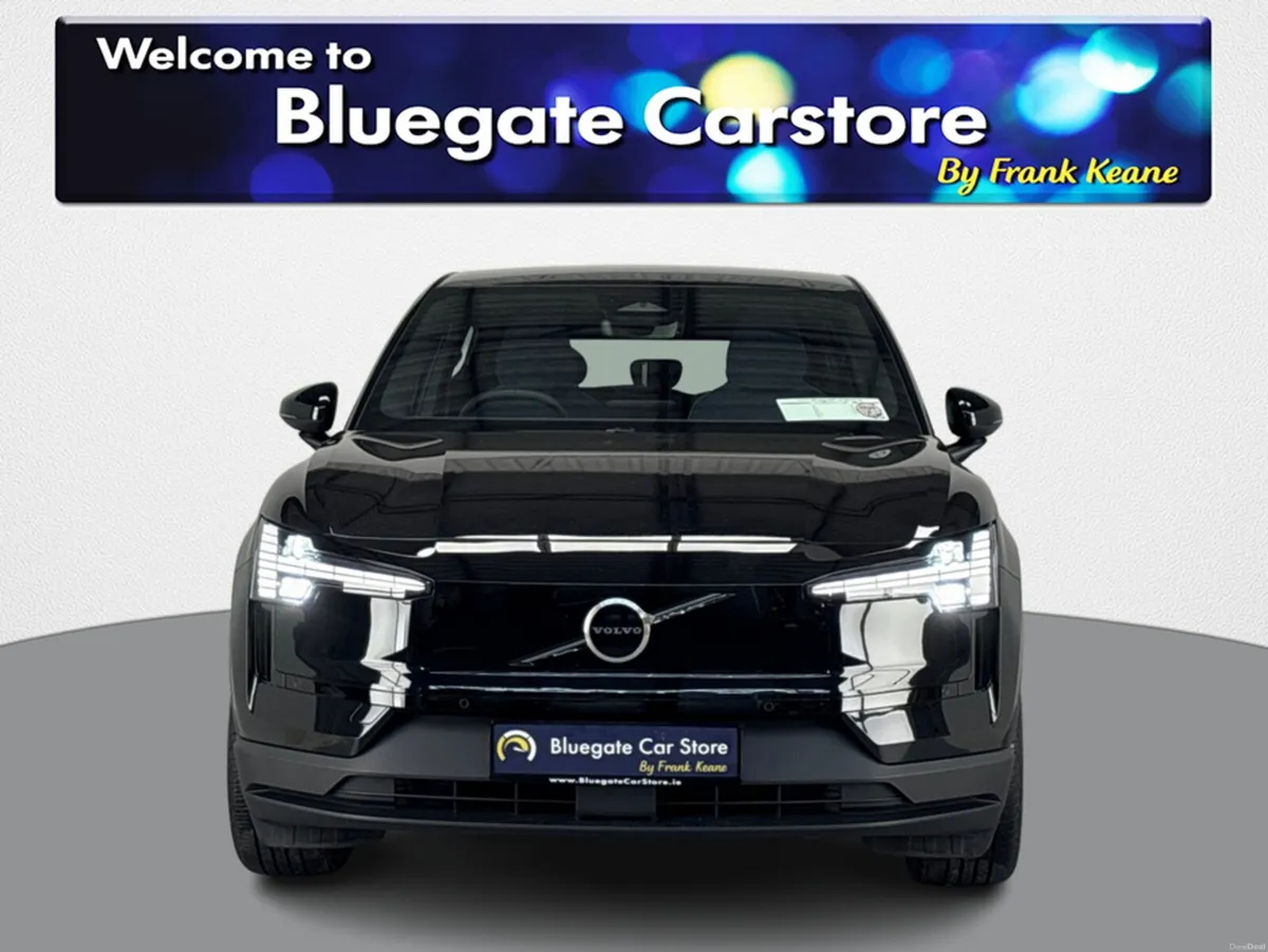 Volvo EX30 RWD PLUS**HALF LEATHER INTERIOR**HEATED - Image 5