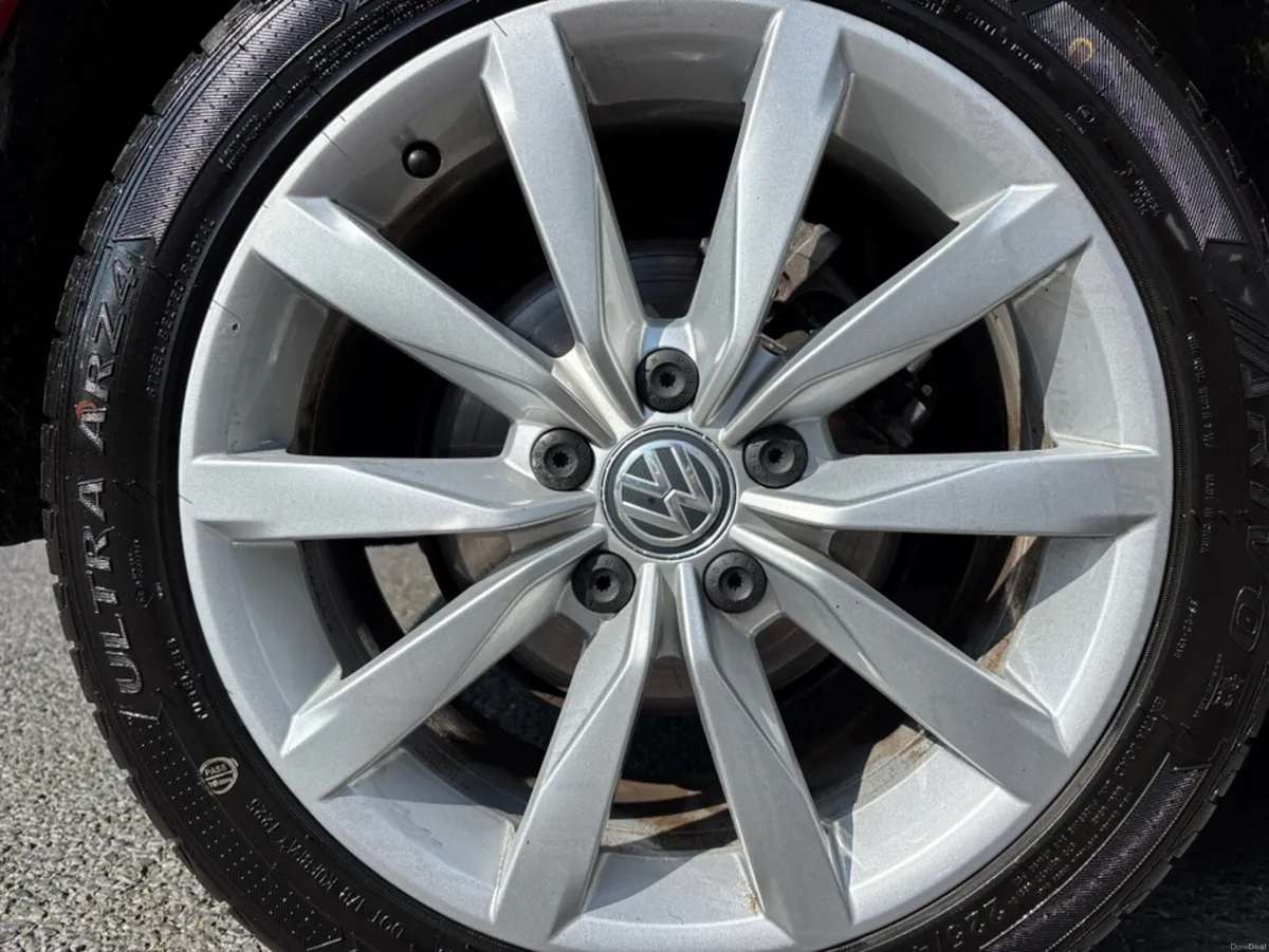 Volkswagen Golf R-LINE 1.6 TDI MANUAL 5SPEED 5DR 1 - Image 5