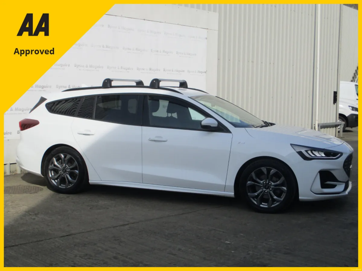 Ford Focus AUTOMATIC ST-LINE 5W 1.0T 155 MHEV ESTA - Image 2