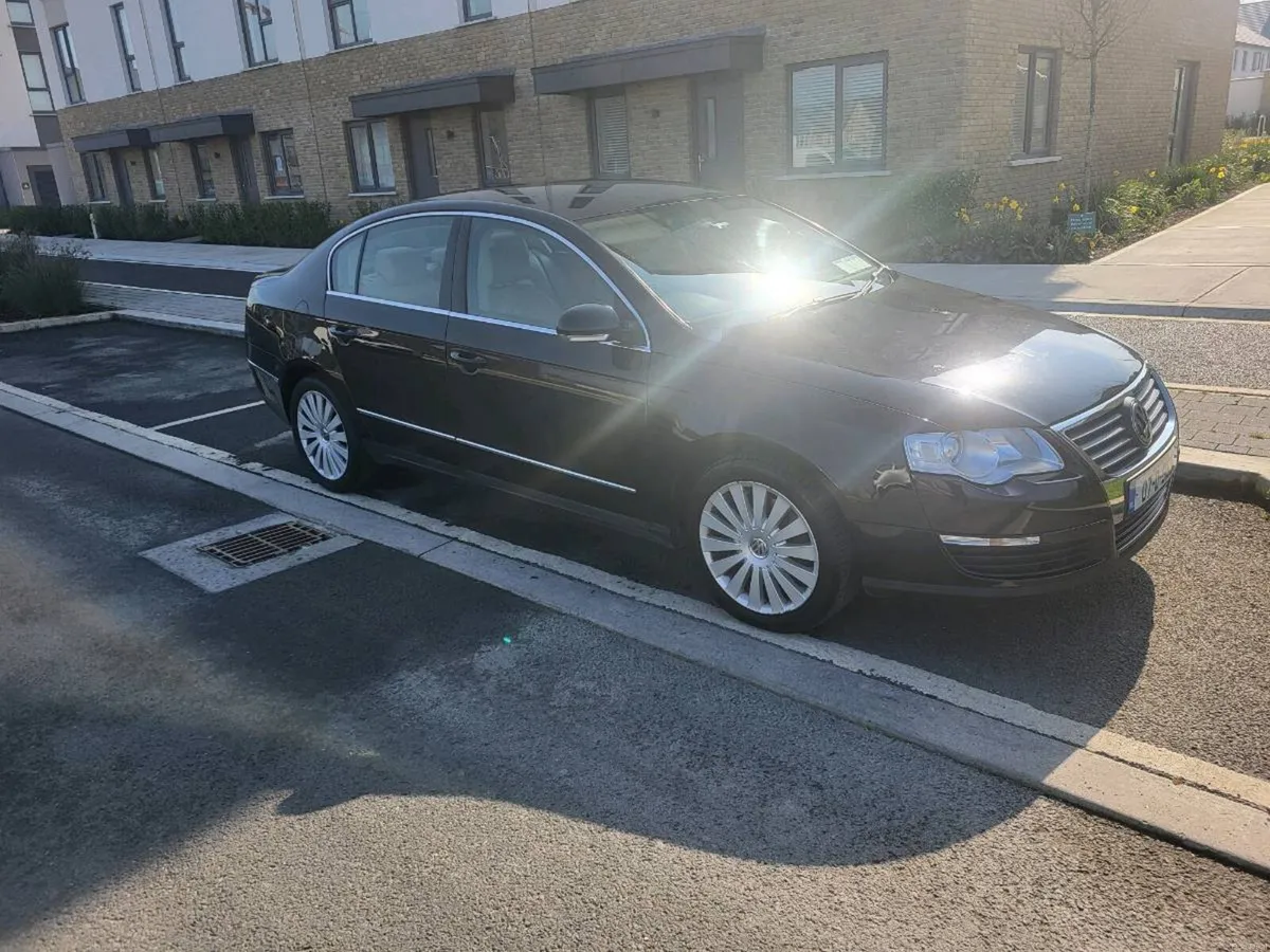 VW PASSAT 1.6 FSI 115BHP - Image 2