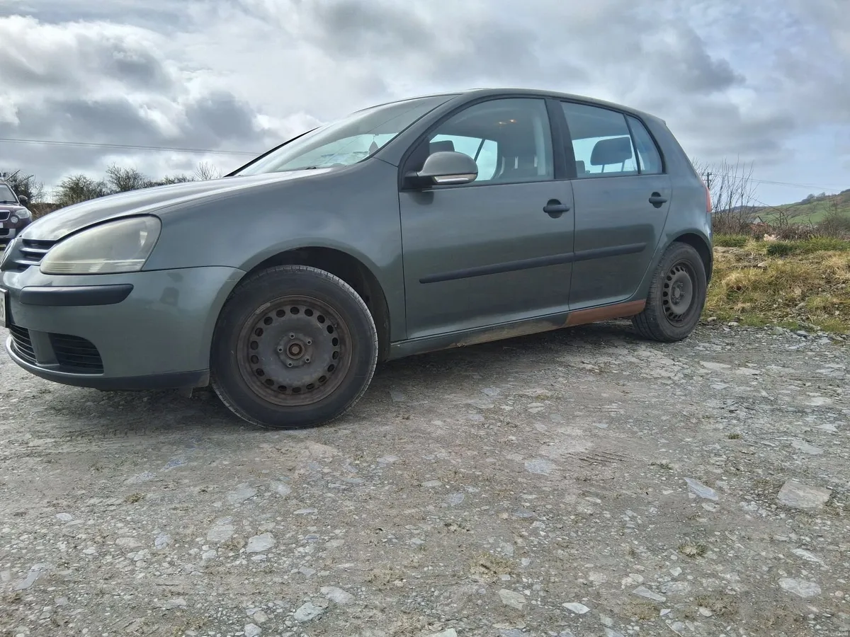 Volkswagen Golf 2004 - Image 4