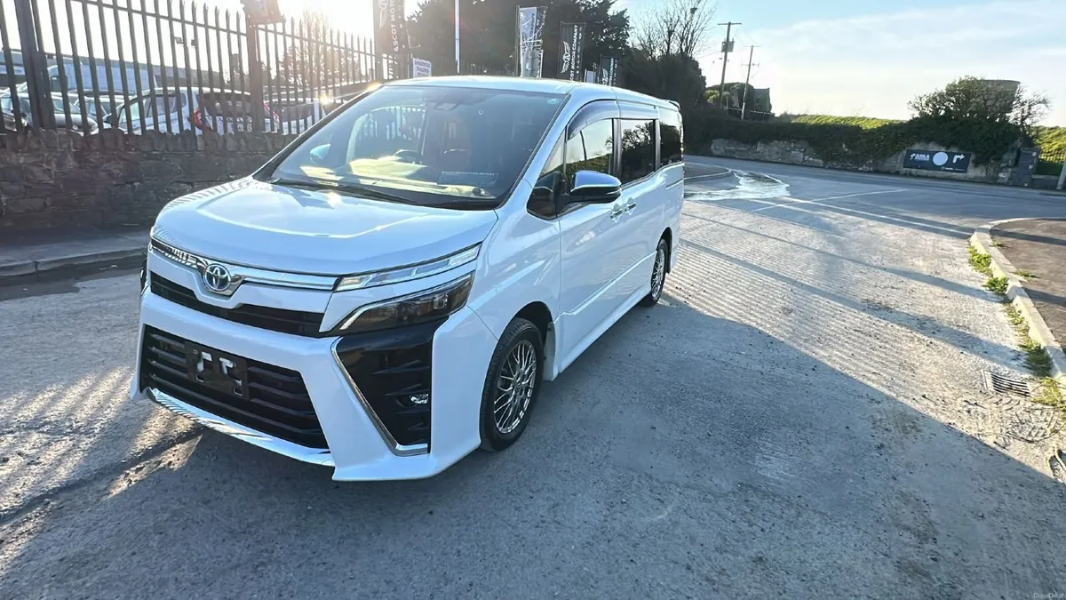 Toyota Voxy 2021 - Image 1