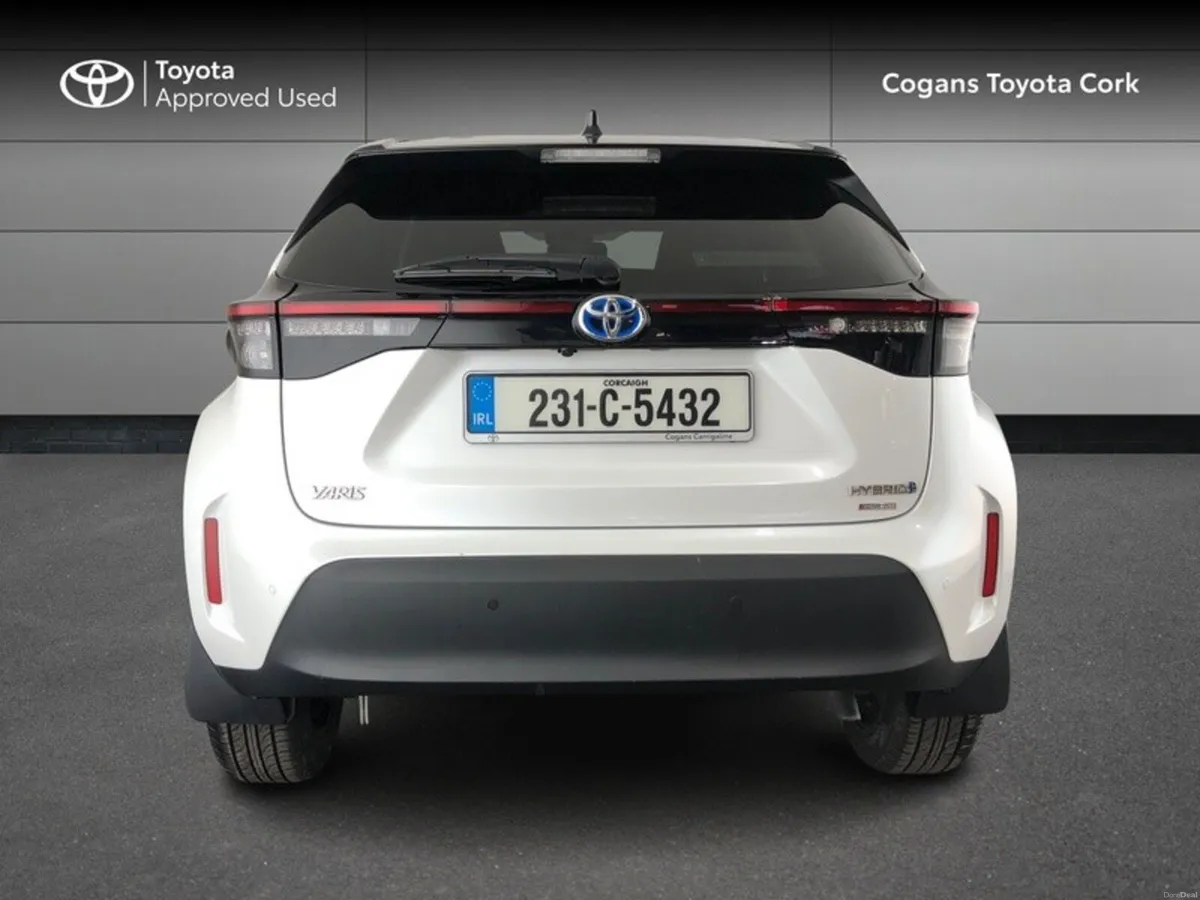 Toyota Yaris Cross YARIS CROSS LUNA SPORT - Image 4