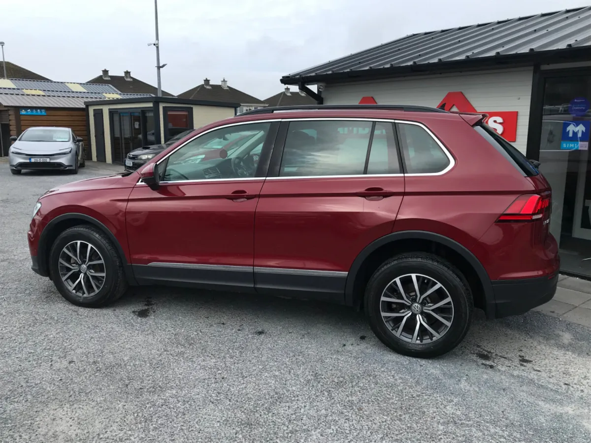 2019 VOLKSWAGEN TIGUAN 2.0 TDI COMFORTLINE AUTO - Image 4
