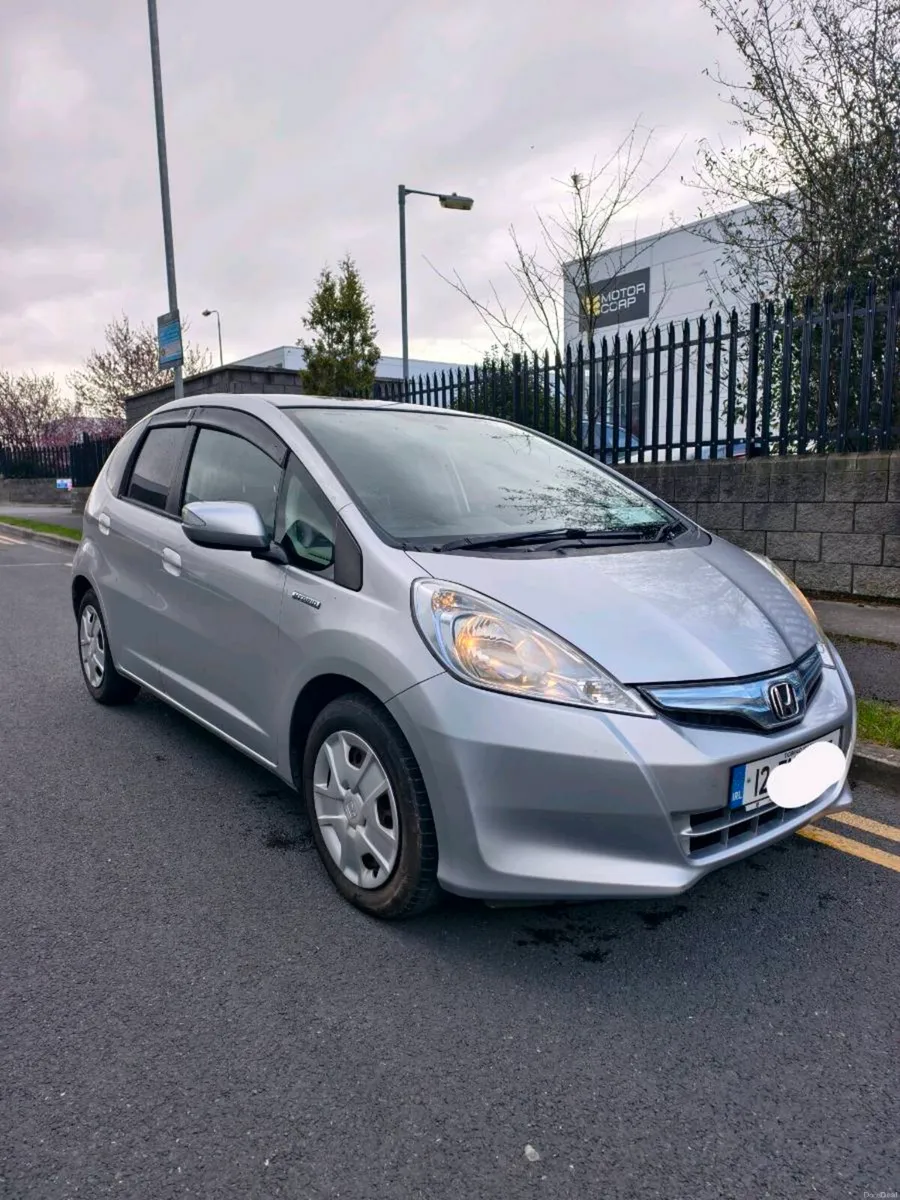 Automatic Hybrid Honda Fit 2012 NEW NCT 05/27 - Image 1
