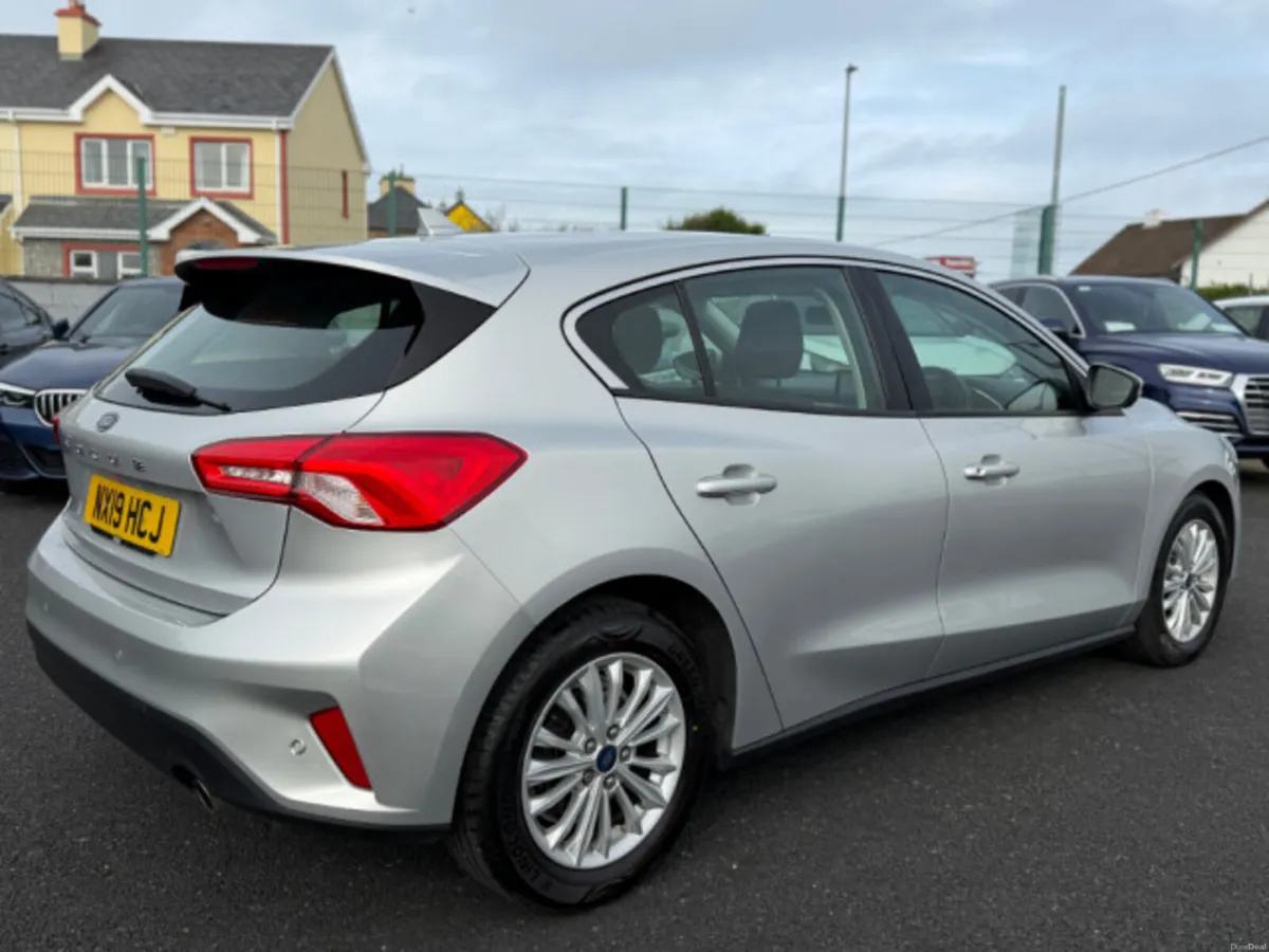 Ford Focus TITANIUM TDCI - Image 4