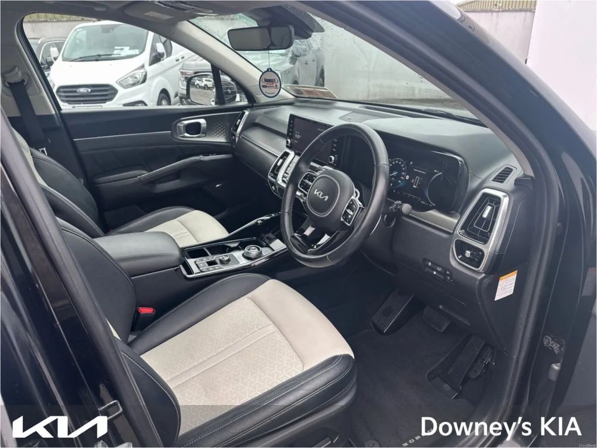 Kia Sorento 1.6 PHEV AWD 7-SEATER - Image 2