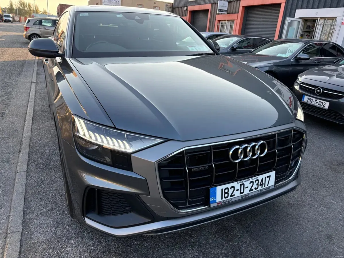Audi Q8 3.0 TDI 286PS S line 50 Quattro Auto 5D - Image 3