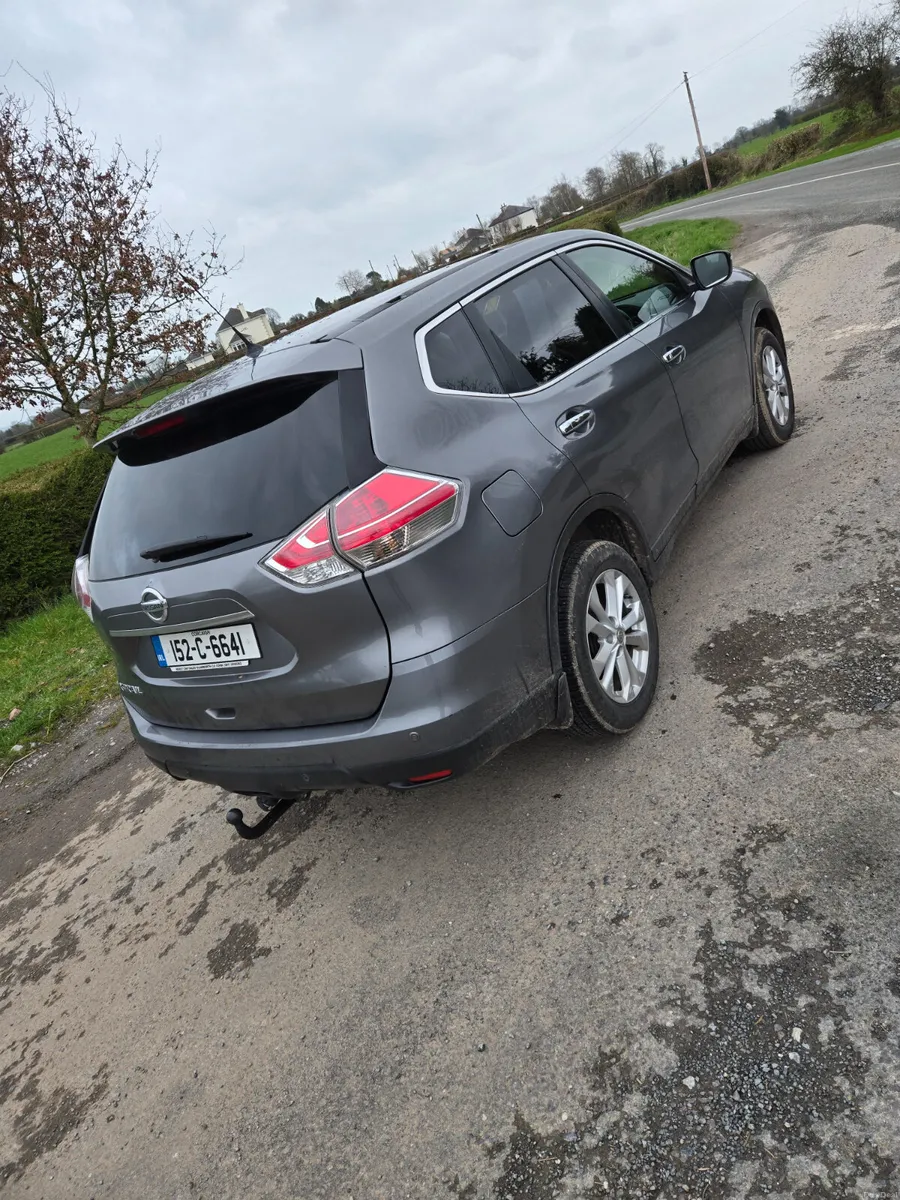 Nissan X-Trail 2015 (7 seater) - Image 4
