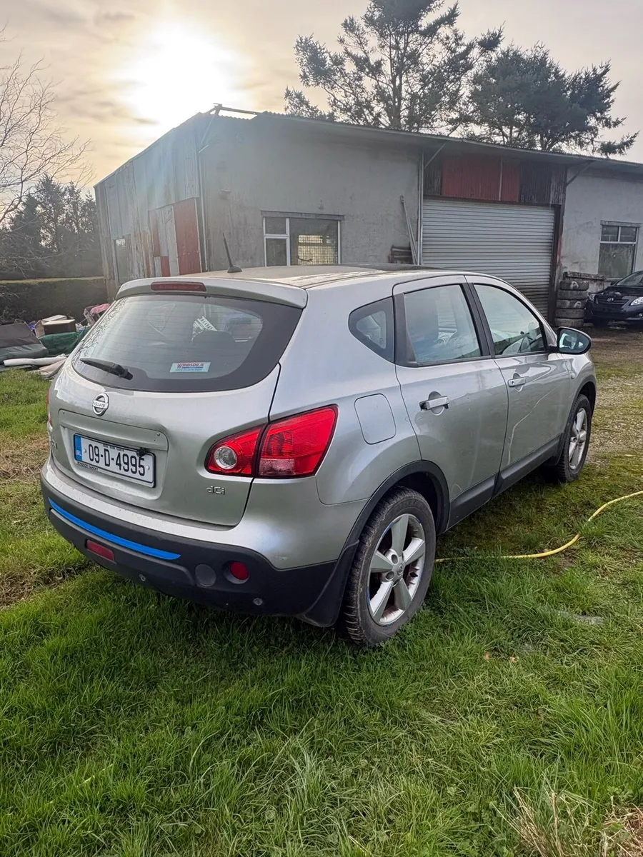 Nissan Qashqai Read add - Image 4